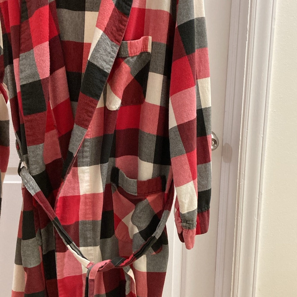 Gap Checkered Robe Large Exc - image 4